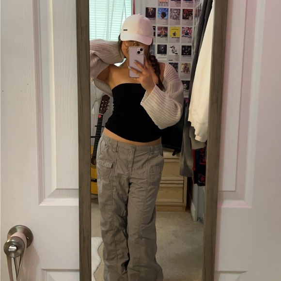 Meet your Posher, Bri - Picture 3 of 4